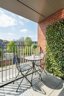 Balcony-2.jpg