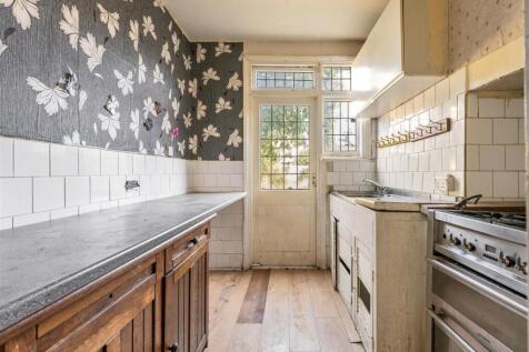 Marlborough Road, E4