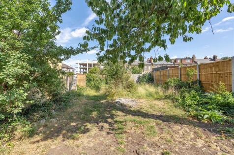 Marlborough Road, E4