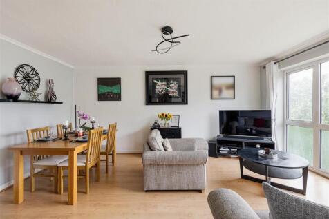 Chingford Avenue, E4