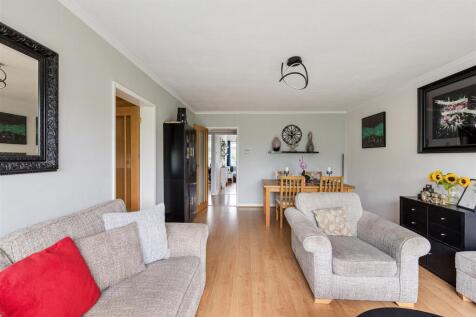 Chingford Avenue, E4