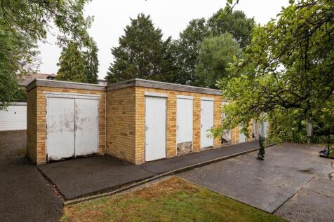 Chingford Avenue, E4