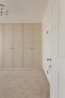 Beech Hall Crescent, E4