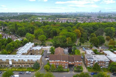 Chingford Avenue, E4