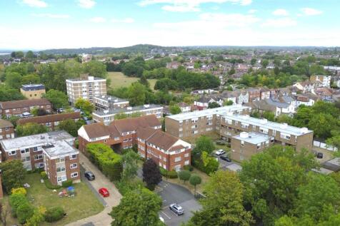 Chingford Avenue, E4