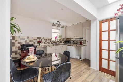 Sinclair Road, E4
