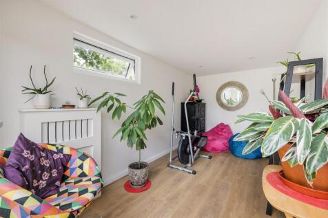 Sinclair Road, E4