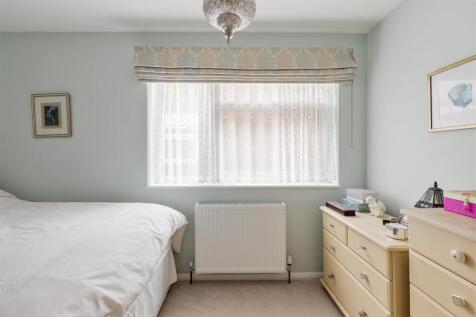 Chingford Avenue, E4