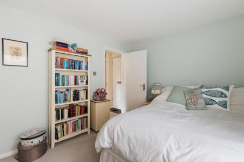 Chingford Avenue, E4