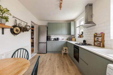 Groveside E4