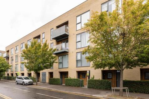 Furrow House E4