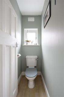 Upstairs-WC.jpg