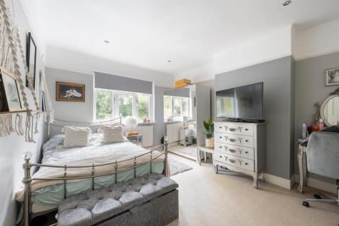 Second-Bedroom-3.jpg