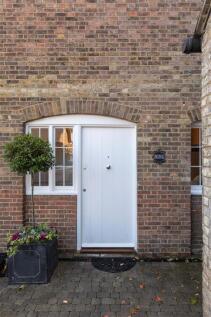 Simmons Lane E4