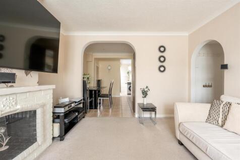 Normanton Park E4