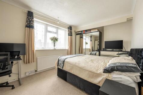 Normanton Park E4
