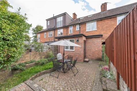 Normanton Park E4