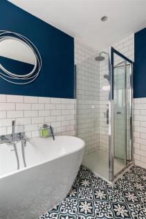 Heathcote Grove E4