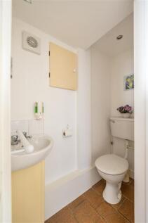 Larkswood Road E4