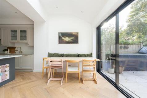 Beech Hall Road E4