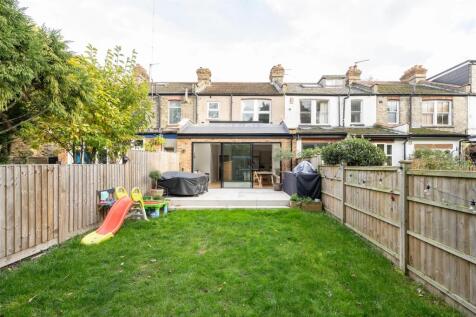Beech Hall Road E4