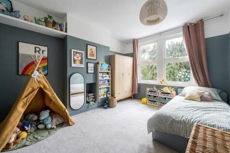 Beech Hall Road E4