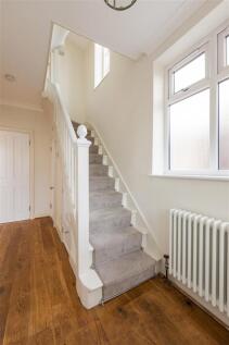 Beech Hall Crescent, E4