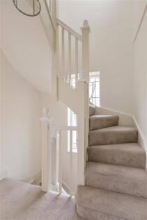 Beech Hall Crescent, E4