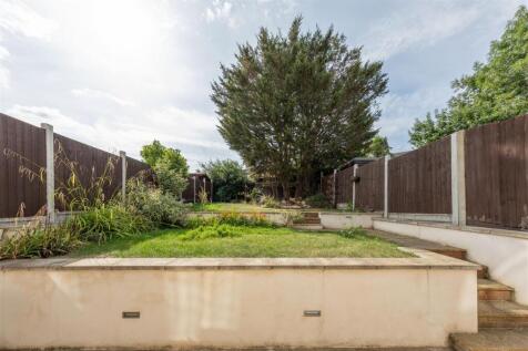 Beech Hall Crescent, E4