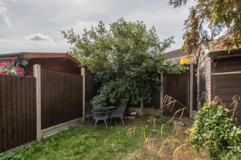 Beech Hall Crescent, E4