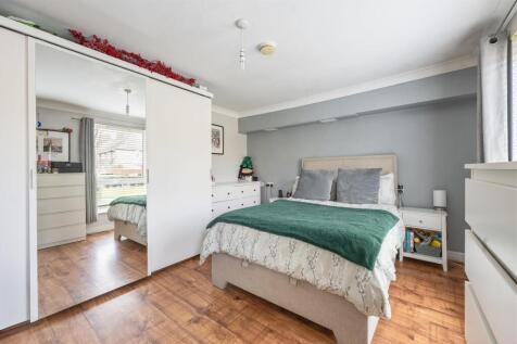 Connington Crescent E4