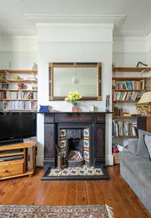 Dongola Road N17