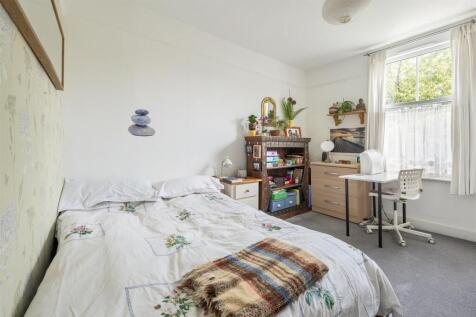 Dongola Road N17