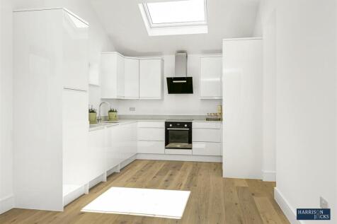 Kitchen 2.jpg