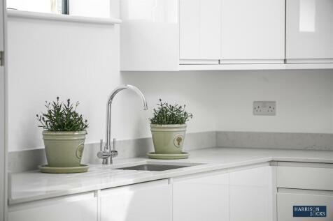 Kitchen 3.jpg