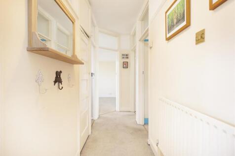 Hallway.jpg