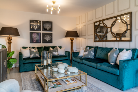 Similar Show Home 