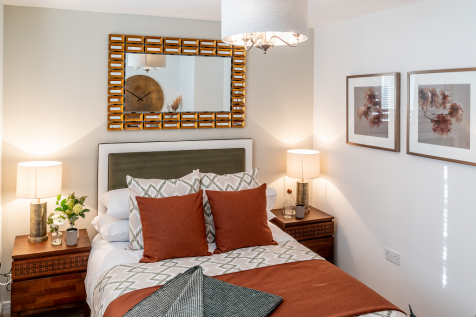 Similar Show Home 