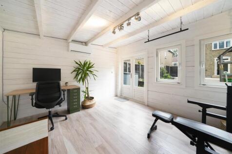74 Holme Lacey Road - fff8ucaxBE4FpVTardzd.jpg
