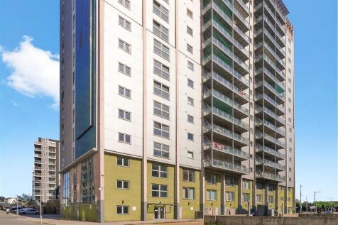 Flat 19, Icon Building - VyB2dp0jxNtgPqTxp86o.jpg