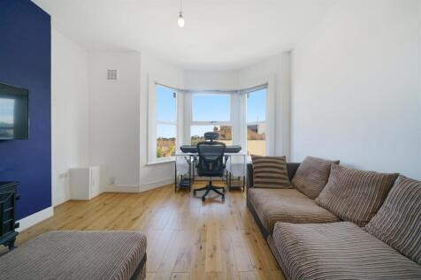 51B Ardoch Road - 7Iu6OtoLeyIg7M7E3aZN.jpg