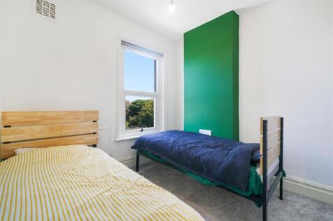 51B Ardoch Road - Eo8bFbtGPfMuzXhFiXAa.jpg
