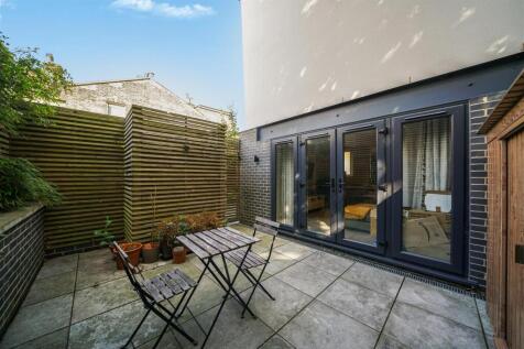 3 Court Mews - qYzCtamrkRJEl4jt54Ht.jpg