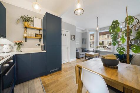 Flat B, 129 Wellmeadow Road - iKZwNAWLE8ciHCnX3fqy
