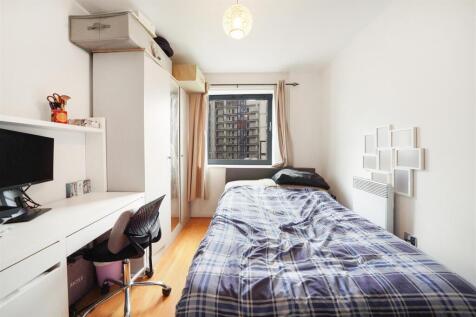 Flat 54, 72, High Street Stratford - T7NrqBIhiRcsl