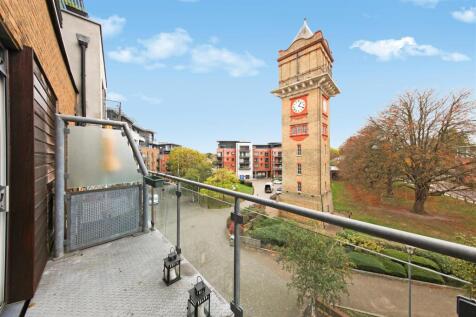 Kingswood Court - RctDYujL1EUeZWCcv6Wt.jpg