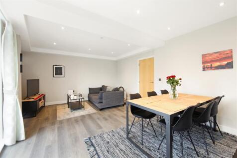 Kingswood Court - bKBPrjd3XmCq29rghUU9.jpg