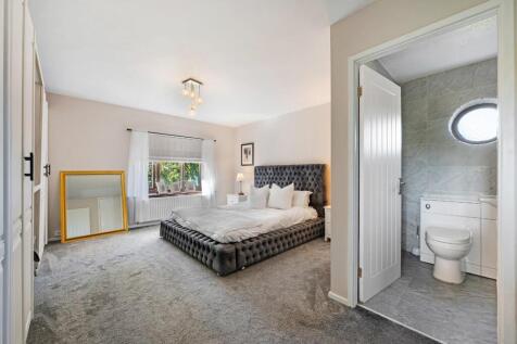 9 Kirkdale Close HDR-20.jpg
