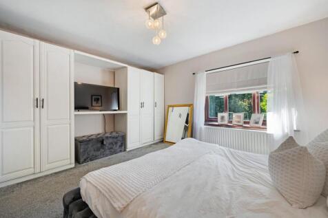 9 Kirkdale Close HDR-21.jpg