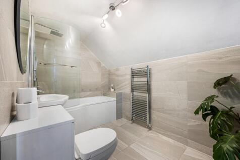 9 Kirkdale Close HDR-15.jpg